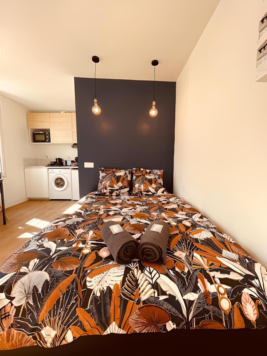 Appartement Le deep blue - Centre historique - Wifi et Netflix - Stationnement aisé à Niort Extérieur photo