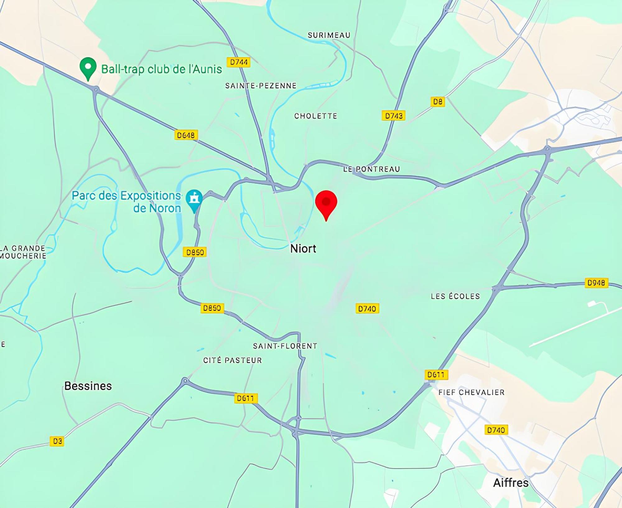 Appartement Le deep blue - Centre historique - Wifi et Netflix - Stationnement aisé à Niort Extérieur photo